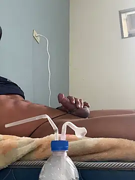 Snapshot of black-1406 chatting on 03-06-26, 12:18 black-1406 online show from 03-06-26, 12:18