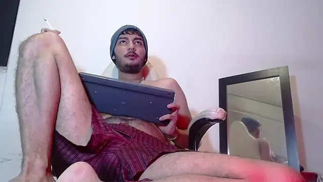 Snapshot of Brunicci chatting on 12-02-25, 06:52 Brunicci online show from 12-02-25, 06:52