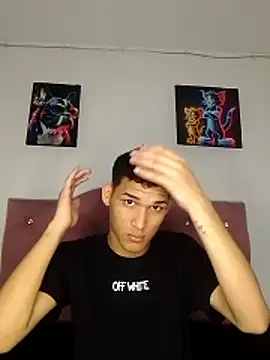 Luigi cumming1 online show from 11-19-25, 06:13