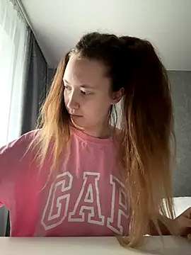 Holy Poly online show from 12-05-25, 08:23