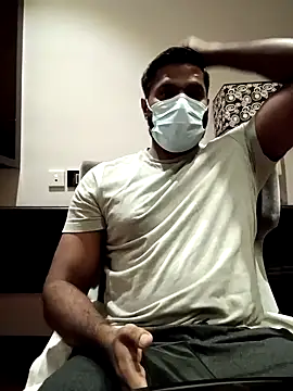 Snapshot of frolicme456 chatting on 11-17-25, 02:01 frolicme456 online show from 11-17-25, 02:01