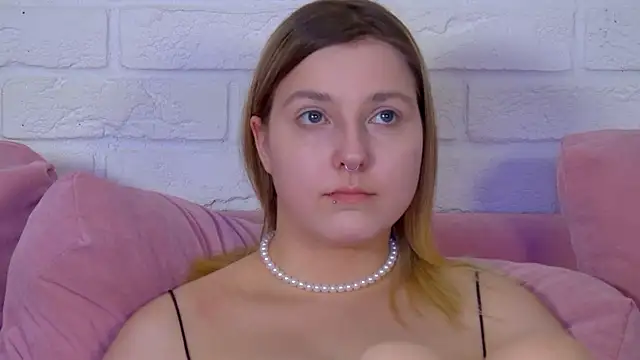 TinnaBurton online show from 07-09-26, 04:22