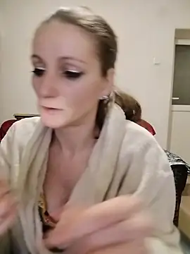 CrazyMaya39 online show from 04-06-26, 08:32