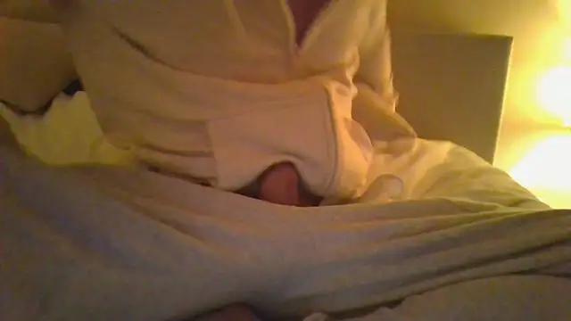 Snapshot of Brandonn1989amateur chatting on 11-25-25, 07:03 Brandonn1989amateur online show from 11-25-25, 07:03