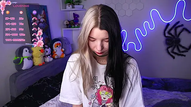 Emmie shy online show from 04-10-26, 08:46