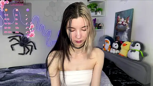 Emmie shy online show from 05-18-26, 10:04