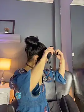 AmbarOishi   online show from 01-06-26, 02:10