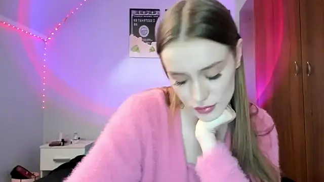 tinyglow online show from 04-14-26, 09:43