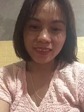 Snapshot of Trangbabylove chatting on 03-19-26, 08:40 Trangbabylove online show from 03-19-26, 08:40