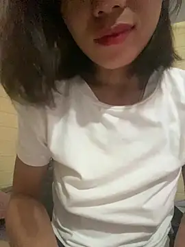 Trangbabylove online show from 07-21-26, 04:48