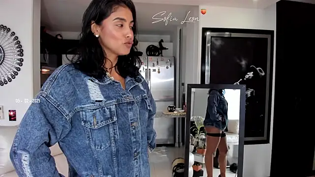 sofiasexhot online show from 02-05-25, 02:16