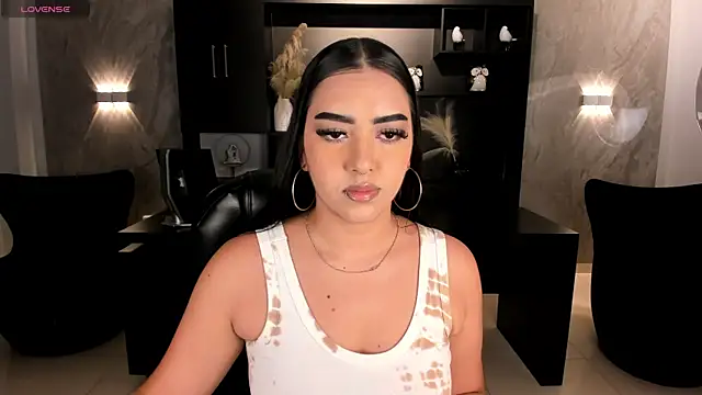 SophieLanne online show from 06-22-26, 01:29