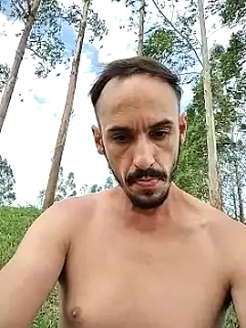 Snapshot of Bogretoo chatting on 11-15-25, 06:15 Bogretoo online show from 11-15-25, 06:15