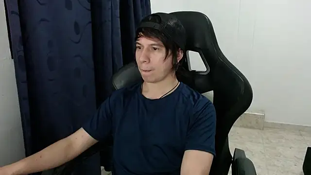 Daniell Young online show from 11-18-25, 07:35