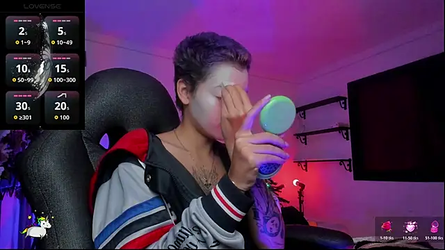 Anny Kiitty online show from 12-23-25, 03:48