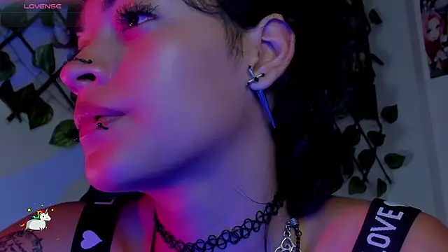 Snapshot of Anny_Kiitty chatting on 07-23-26, 06:44 Anny Kiitty online show from 07-23-26, 06:44
