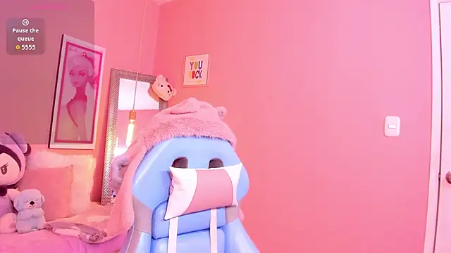 Milu carbajal x online show from 04-16-26, 04:02