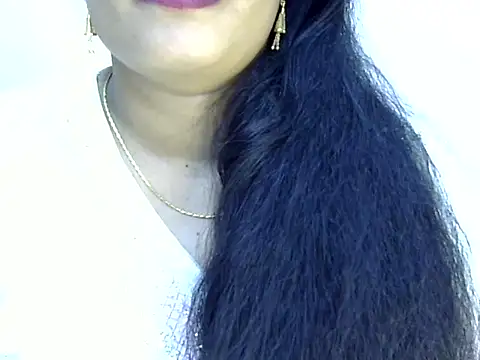 Snapshot of Muskan_Jha chatting on 05-15-26, 02:13 Muskan Jha online show from 05-15-26, 02:13