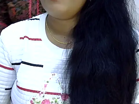 Snapshot of Muskan_Jha chatting on 05-16-26, 12:59 Muskan Jha online show from 05-16-26, 12:59