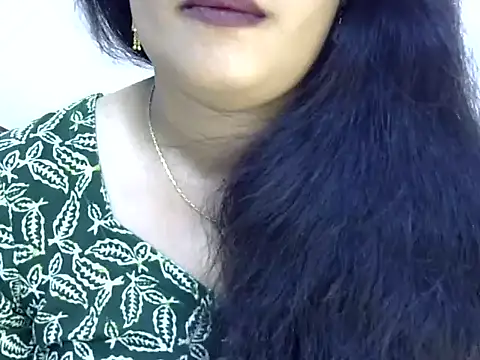 Snapshot of Muskan_Jha chatting on 05-20-26, 02:07 Muskan Jha online show from 05-20-26, 02:07