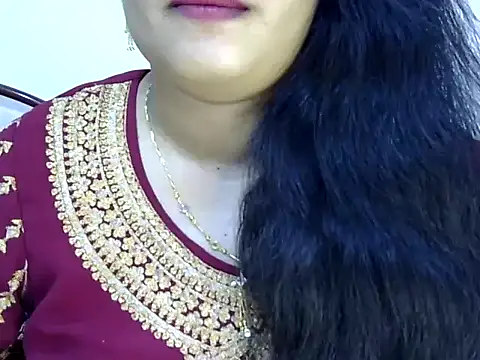 Snapshot of Muskan_Jha chatting on 05-27-26, 01:35 Muskan Jha online show from 05-27-26, 01:35