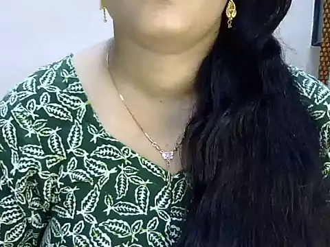 Snapshot of Muskan_Jha chatting on 06-08-26, 08:04 Muskan Jha online show from 06-08-26, 08:04