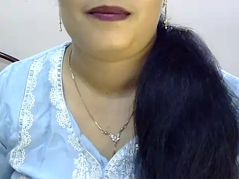 Snapshot of Muskan_Jha chatting on 06-25-26, 06:07 Muskan Jha online show from 06-25-26, 06:07