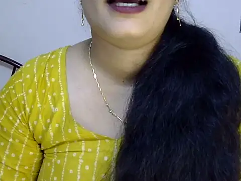Snapshot of Muskan_Jha chatting on 06-30-26, 01:01 Muskan Jha online show from 06-30-26, 01:01