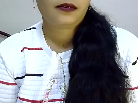 Snapshot of Muskan_Jha chatting on 07-05-26, 01:34 Muskan Jha online show from 07-05-26, 01:34