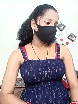 Desi Hot Queen online show from 03-06-26, 02:19