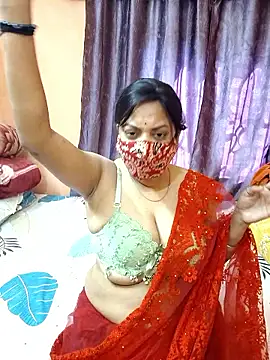 Snapshot of Cute-richa1 chatting on 01-16-26, 05:33 Cute-richa1 online show from 01-16-26, 05:33