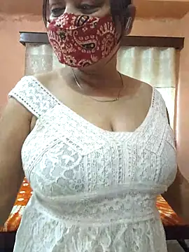 Snapshot of Cute-richa1 chatting on 02-24-26, 05:16 Cute-richa1 online show from 02-24-26, 05:16