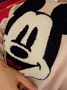 Lousii online show from 02-10-26, 05:22