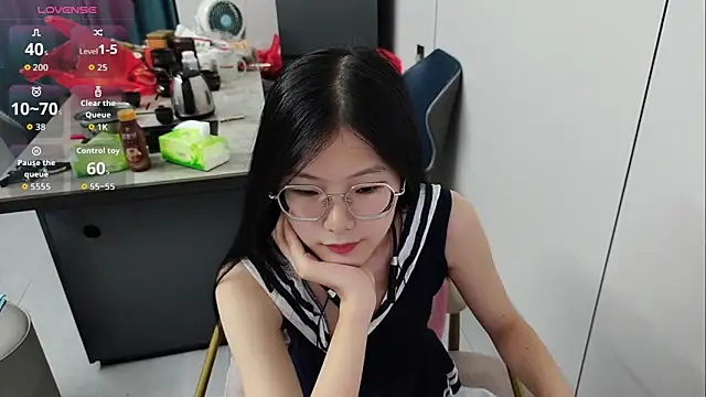 xlin-baby online show from 05-23-26, 03:49