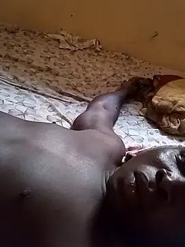 Snapshot of a_jose3 chatting on 11-30-25, 10:36 a jose3 online show from 11-30-25, 10:36