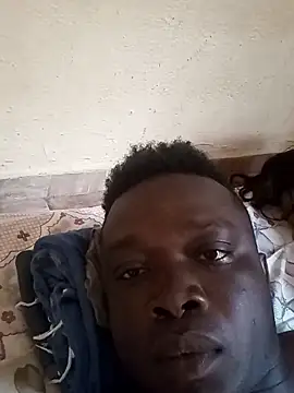 Snapshot of a_jose3 chatting on 12-01-25, 03:28 a jose3 online show from 12-01-25, 03:28