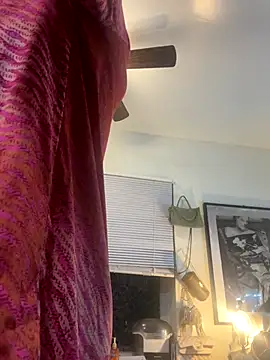 Motherbigbus online show from 12-19-25, 08:54