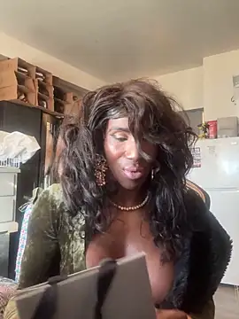 Motherbigbus online show from 04-24-26, 02:41