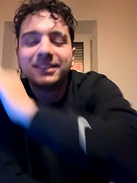 Snapshot of lukassmiile chatting on 11-16-25, 03:34 lukassmiile online show from 11-16-25, 03:34