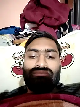 Snapshot of smartboy9smit chatting on 12-04-25, 03:32 smartboy9smit online show from 12-04-25, 03:32