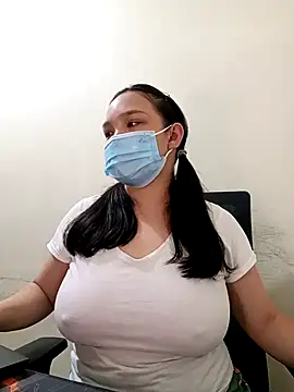 Snapshot of Stacysfeet chatting on 11-28-25, 05:59 Stacysfeet online show from 11-28-25, 05:59