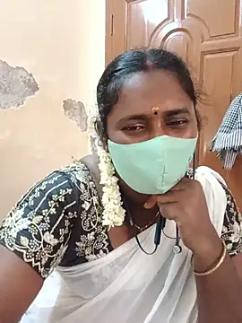 Snapshot of Tamil_Ranjini chatting on 05-19-26, 01:56 Tamil Ranjini online show from 05-19-26, 01:56