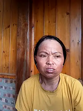 Snapshot of Samtui_19 chatting on 11-17-25, 12:16 Samtui 19 online show from 11-17-25, 12:16