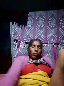 Snapshot of Xx_savita chatting on 12-15-25, 09:41 Xx savita online show from 12-15-25, 09:41