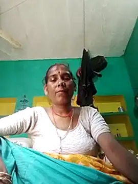 Snapshot of Xx_savita chatting on 06-23-26, 01:03 Xx savita online show from 06-23-26, 01:03