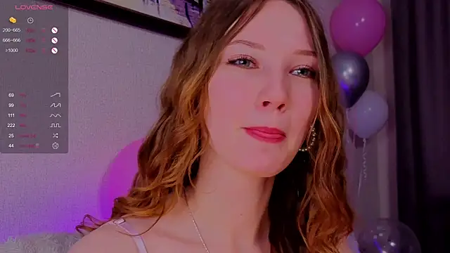 Alisavine online show from 04-22-26, 06:09