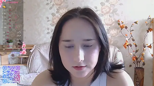 Snapshot of TianaMeiser chatting on 06-12-26, 11:09 TianaMeiser online show from 06-12-26, 11:09