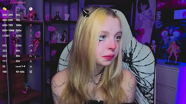 ElvenQueen online show from 11-19-25, 11:10