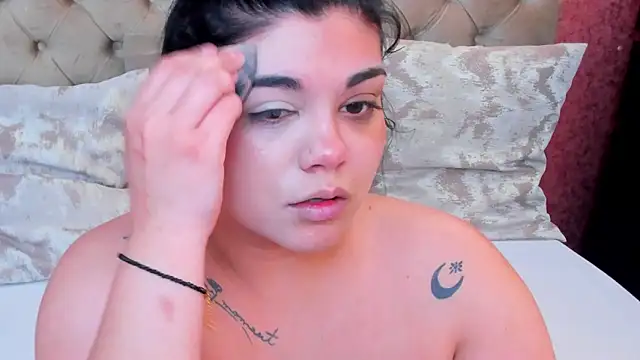 SpicyCarlaXX online show from 05-15-26, 01:07