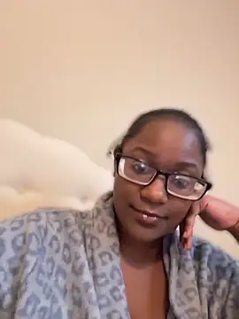 kaywest online show from 04-30-26, 07:53